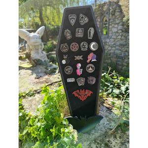 Coffin Pin Board Deluxe Bat