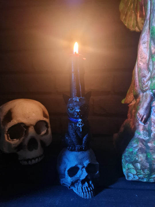 Macabre Kitty - Cat & Skull Candle Holder