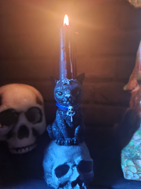 Macabre Kitty - Cat & Skull Candle Holder