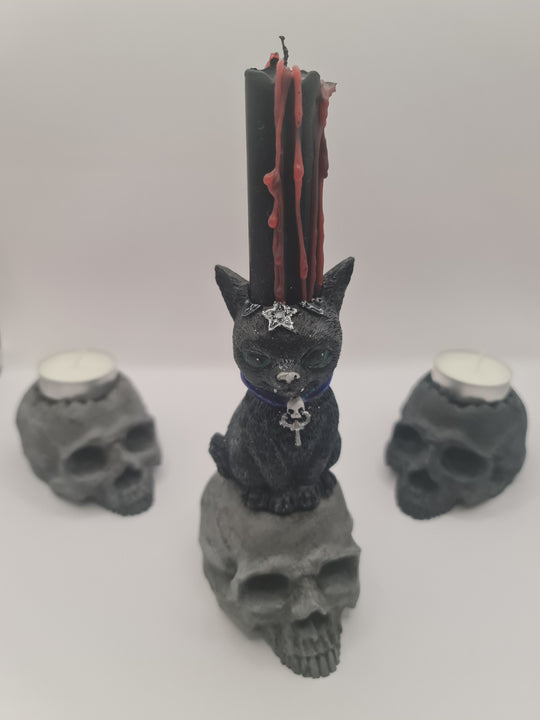 Macabre Kitty - Cat & Skull Candle Holder