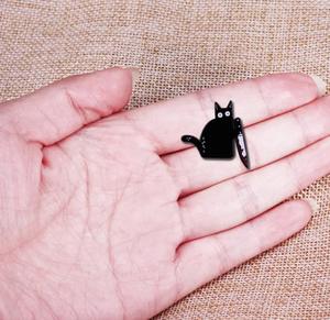 'Stabby Cat' Enamel Pin