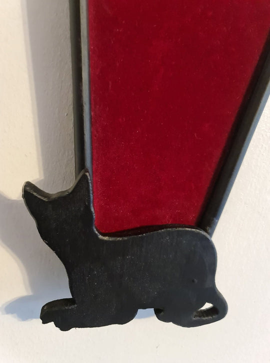 Coffin Pin Board Deluxe Cat