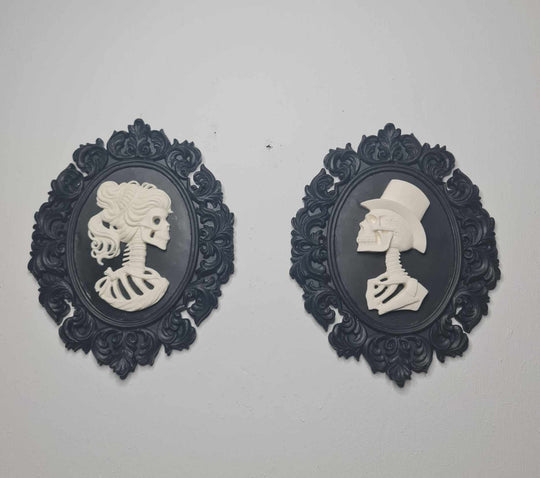 Female Skeleton Plaque