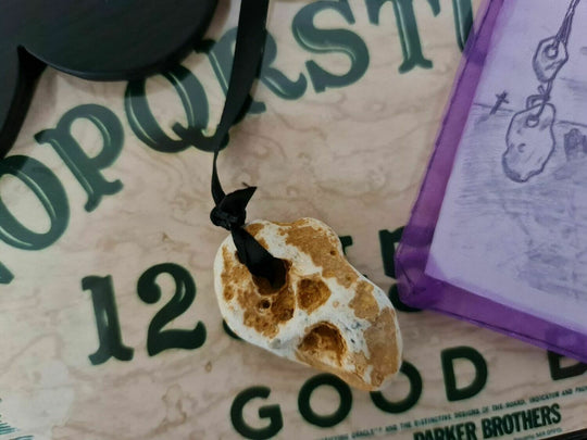 Hag Moon - Wooden Triple Moon with hanging Hag Stone
