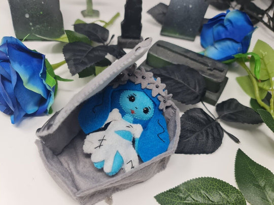 Creepy Dead Bride & Coffin Felt Fiend