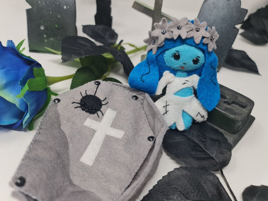 Creepy Dead Bride & Coffin Felt Fiend