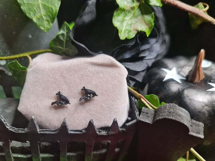 Crow Studs