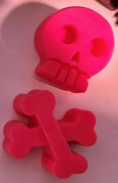 Skull & Cross Bones Wax Melts