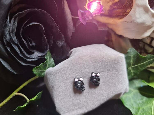 Skull Bow Studs