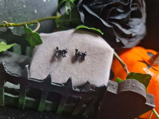 Black Cat Studs