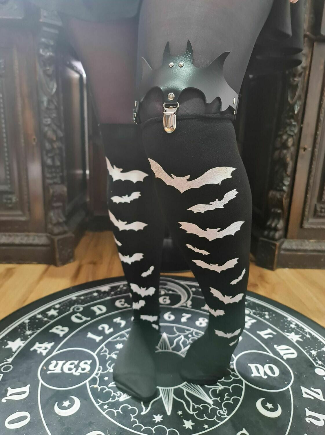 Bat Garter Gembo-Tique Bat Garter Gembo-Tique